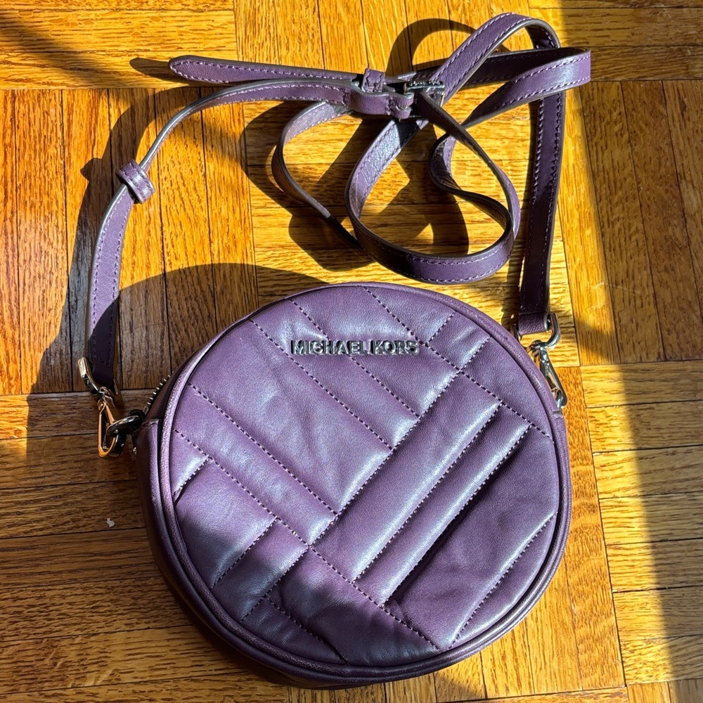 Michael Kors Damson Quilted Leather Vivianne Canteen Round Crossbody Bag